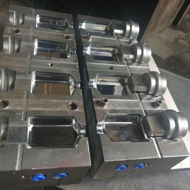 保定塑料瓶模具